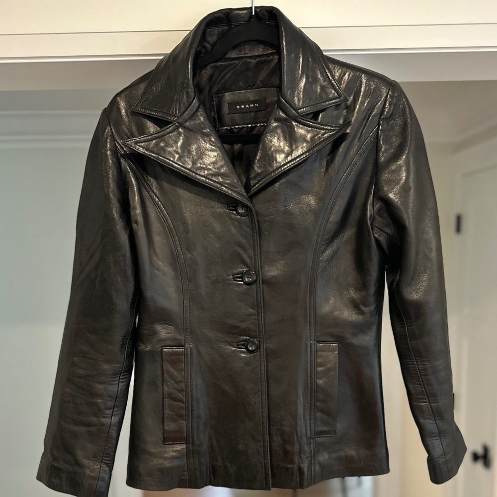 Women's SWANN So Very Soft Black Leather Jacket - Size M